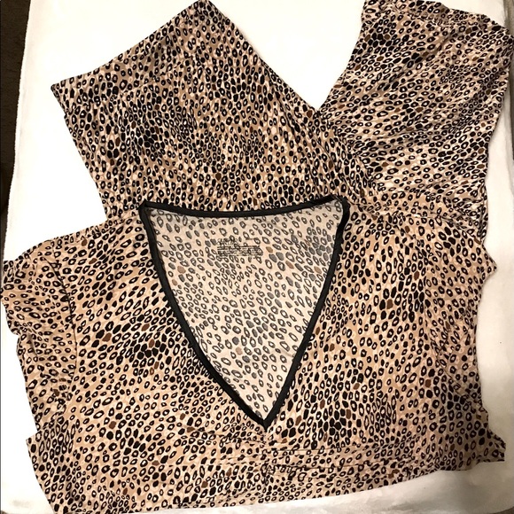 Gilligan & O’Malley 2 pcs Leopard blouse & square pants set, size Large. - Picture 2 of 5